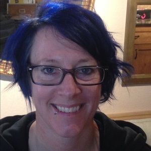 Meet your Posher, Becky